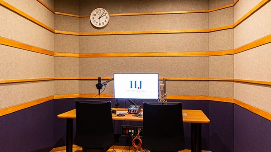 アナウンスブース