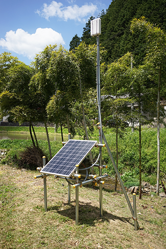 農業IoTシステム向けに太陽光充電のDIYキット「LoRaWAN®ソーラー基地局 