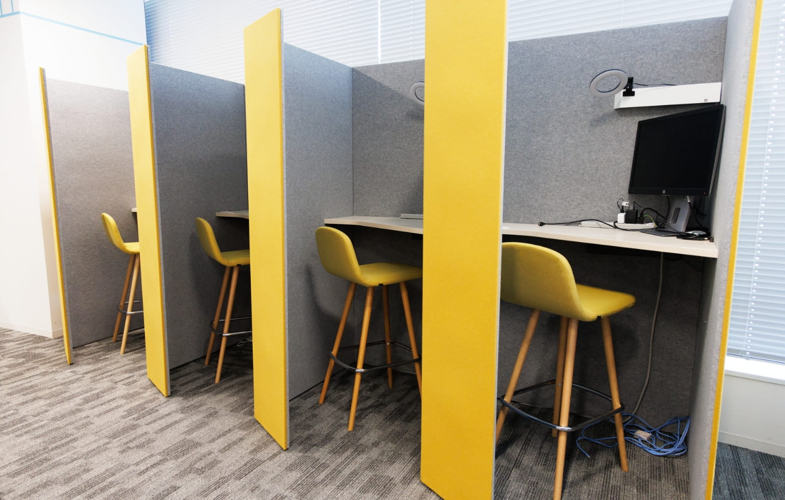 オンラインミーティング　専用ブース