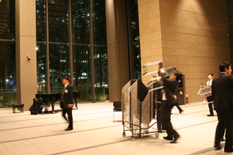 19:44 撤収作業後、あっという間にもぬけの殻です。